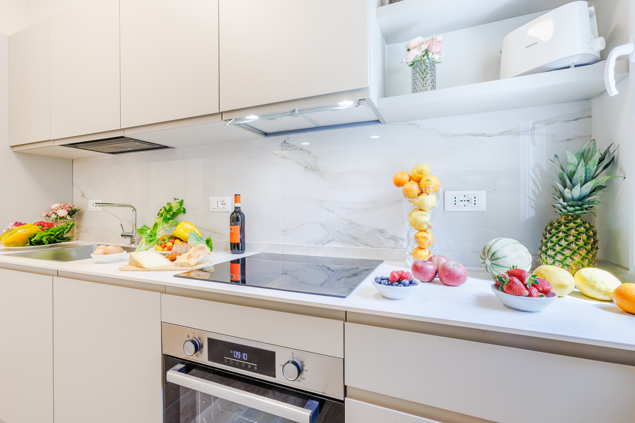 Il Giardino di Villa Banchieri — Living room and kitchen view