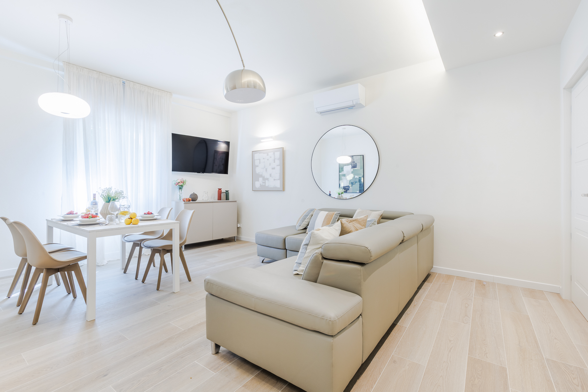 Il Giardino di Villa Banchieri — Fully equipped kitchen with induction hob